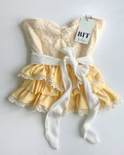 Load image into Gallery viewer, Butter yellow & lace tube top (S)