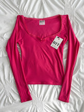 Load image into Gallery viewer, Alice long sleeve top (Fuchsia pink)