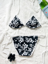 Load image into Gallery viewer, Lydia hibiscus bikini (Black)