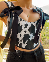 Load image into Gallery viewer, Cowgirl corset (Black ribbon)