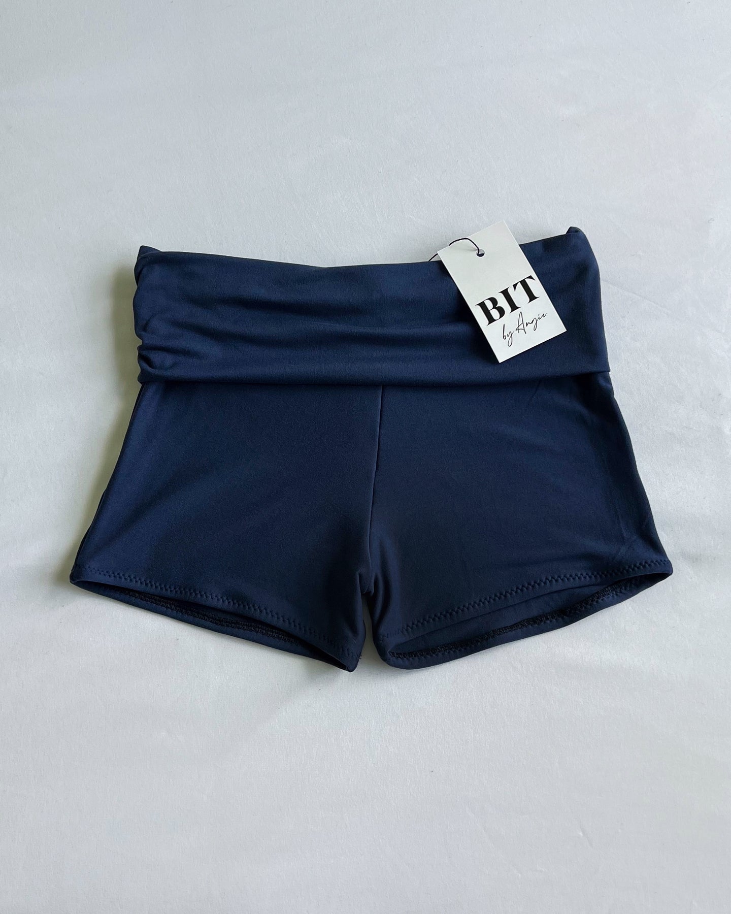 Marlee foldover shorts (navy)