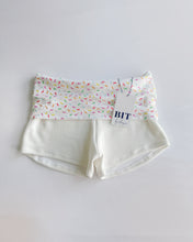 Load image into Gallery viewer, Sprinkle cotton foldover shorts (White)
