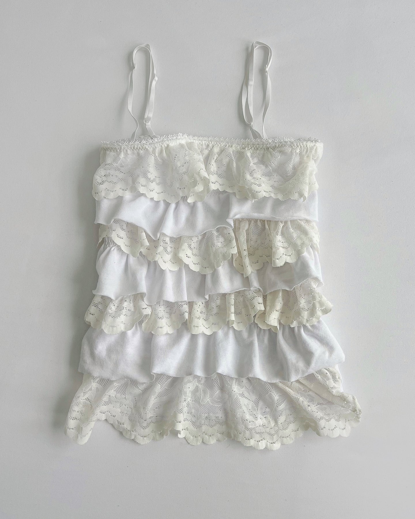 Cream & white lace ruffle cami (XXS)