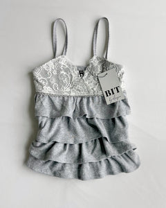 Gray & white lace ruffle tank (XXS)