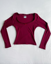 Load image into Gallery viewer, Alice long sleeve (Burgundy)
