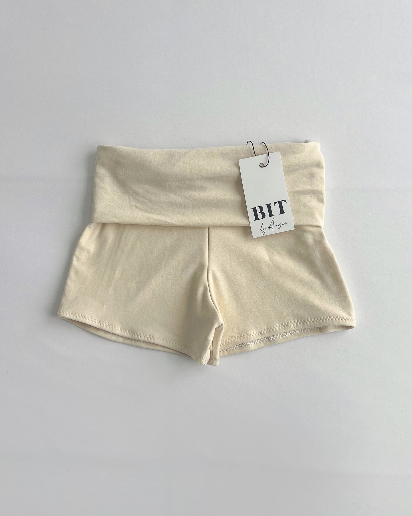 Basic cotton foldover shorts (Buttermilk)