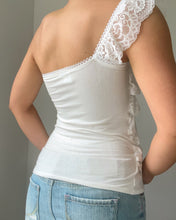 Load image into Gallery viewer, Danielle one shoulder cotton lace ruffle top (White)
